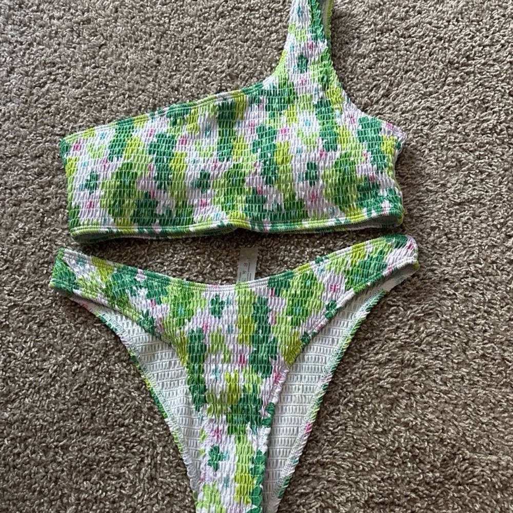SHEIN Green Floral One-Shoulder Bikini